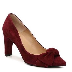 NWOT [VANELi] Suede Bow Block Heel Pumps